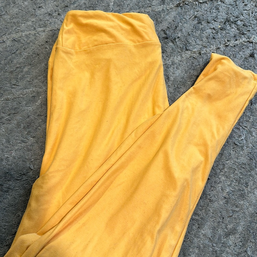 Lularoe deep yellow/mango TC leggings